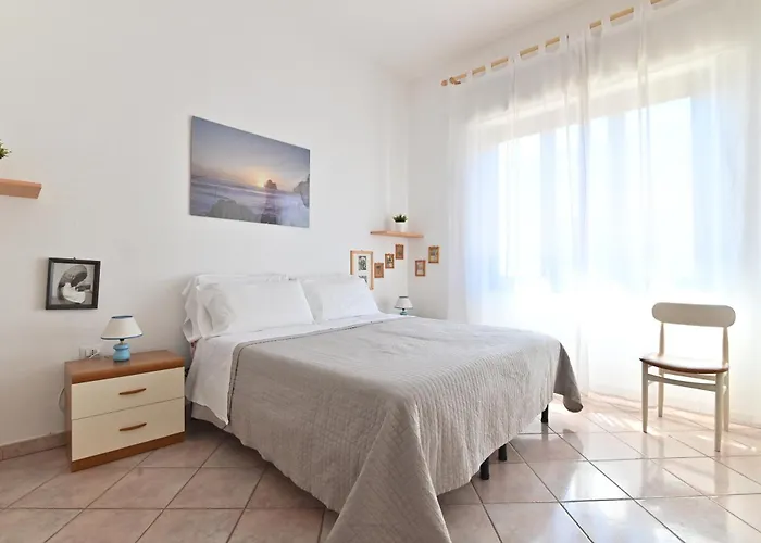 Izzhome Bihappy Apartment